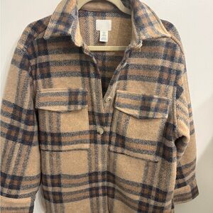 H&M Plaid Button-Up oversized Jacket